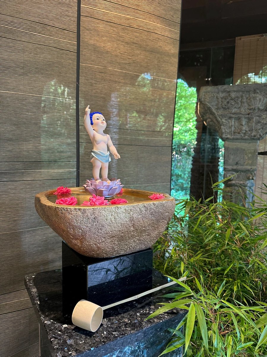 Buddha-Waschungs-Zeremonie